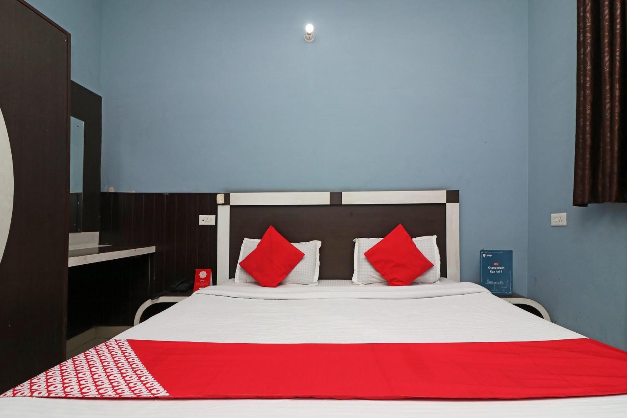 Hotel O Crown Tower Rāmpura Zewnętrze zdjęcie