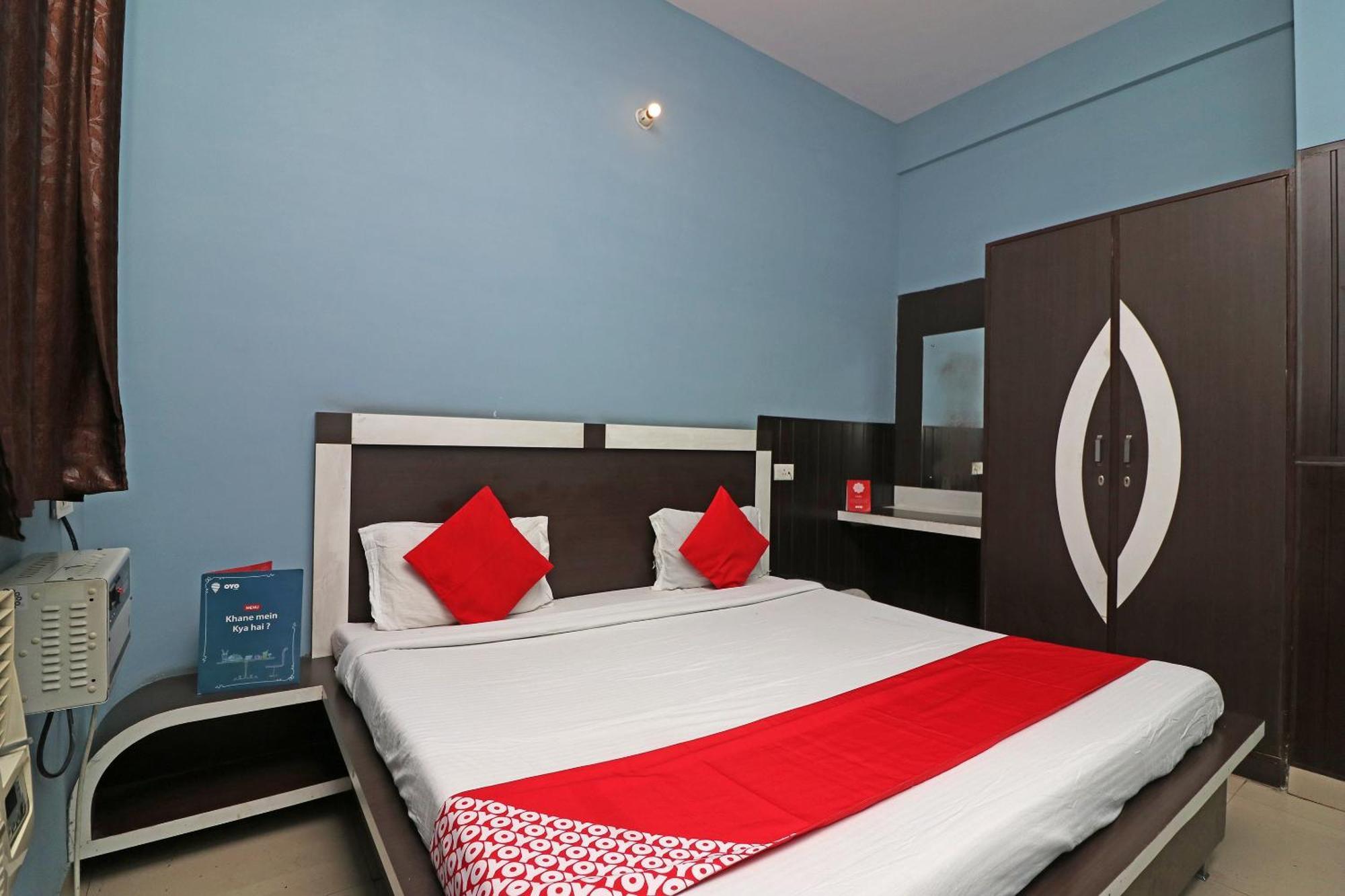 Hotel O Crown Tower Rāmpura Zewnętrze zdjęcie